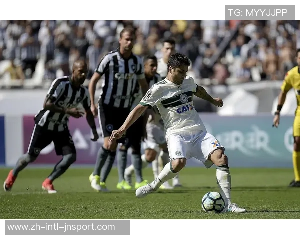 邓利维赞梅尔顿短暂出场展现价值幸福他能重返球队助力新赛季