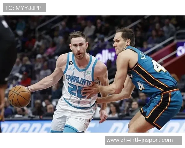 凯尔登半场表现出色6投4中贡献11分5篮板1助攻正负值高达16