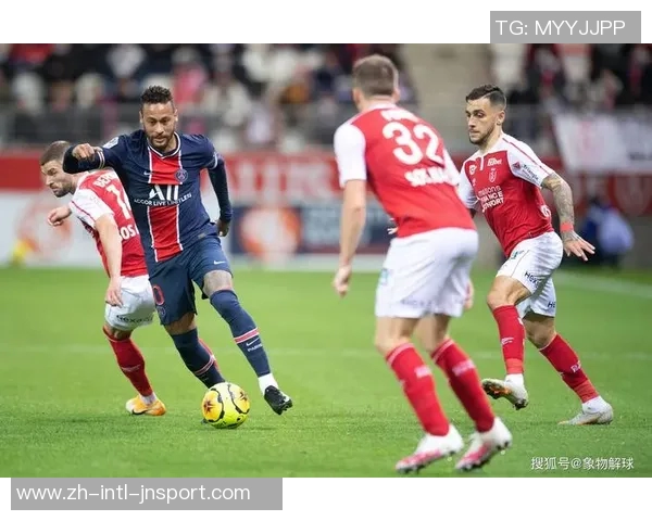 34岁前巴黎圣日耳曼门将莱特利尔宣布退役结束15年辉煌职业生涯