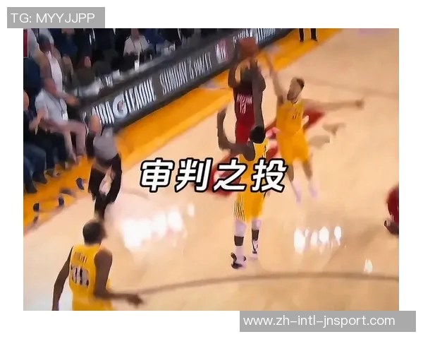 阿德尔曼批评C约翰逊放弃投篮以迎合球队风格的做法