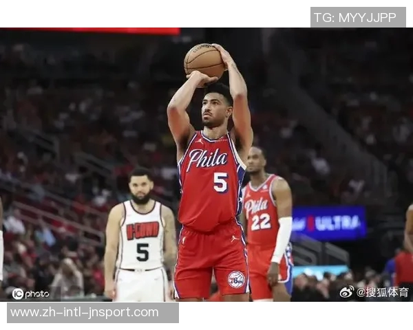 76人对格莱姆斯报价870万均薪稳定在900万左右引发关注 76人对格莱姆斯报价870万均薪稳定在900万左右引发关注