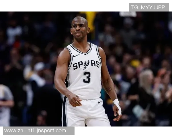 保罗回忆新秀赛季感慨时间流逝如梦似幻令人感慨万千 保罗回忆新秀赛季感慨时间流逝如梦似幻令人感慨万千