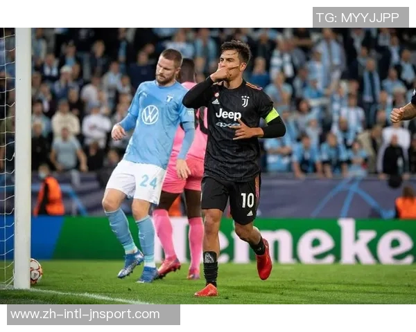 女足欧冠第三轮精彩纷呈拜仁逆转阿森纳曼联小胜巴黎巴萨尤文双双获胜 女足欧冠第三轮精彩纷呈拜仁逆转阿森纳曼联小胜巴黎巴萨尤文双双获胜