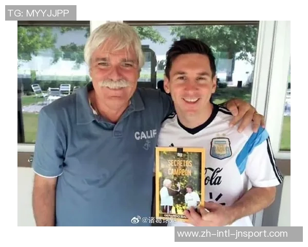 斯卡洛尼早在06年预见梅西夺冠并助力其穿上19号球衣 斯卡洛尼早在06年预见梅西夺冠并助力其穿上19号球衣