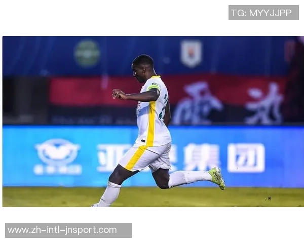 瓦科荣膺中超赛季最佳球员泰山队续约前景乐观