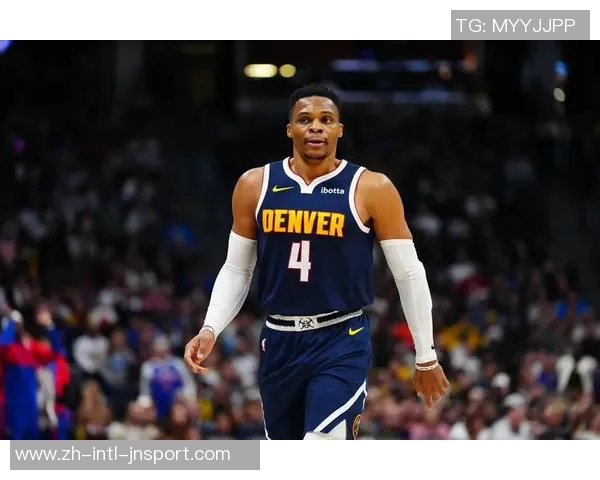 威少谈篮球生涯:我在球场的岁月超越年轻球员需传授经验与智慧