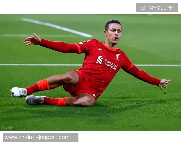 古斯托回忆：贝尔球衣陪伴我首秀对决利物浦的难忘时刻